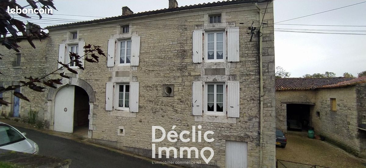 Maison 5 pièces 140 m² · à Coulonges · 140 m² · 148 400 €