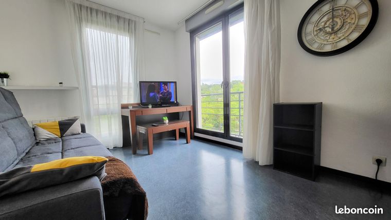 Appartement 1 pièce 32 m² — 12