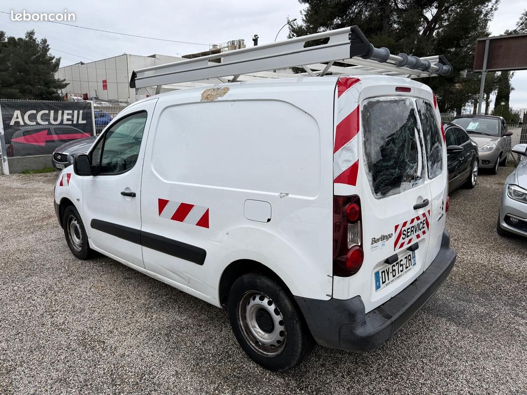 Citroen BERLINGO 20 L1 1.6 HDI 75 CLUB (image 2)