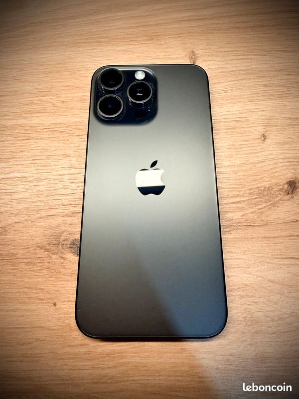Apple iPhone 15 Pro Max (image 1)