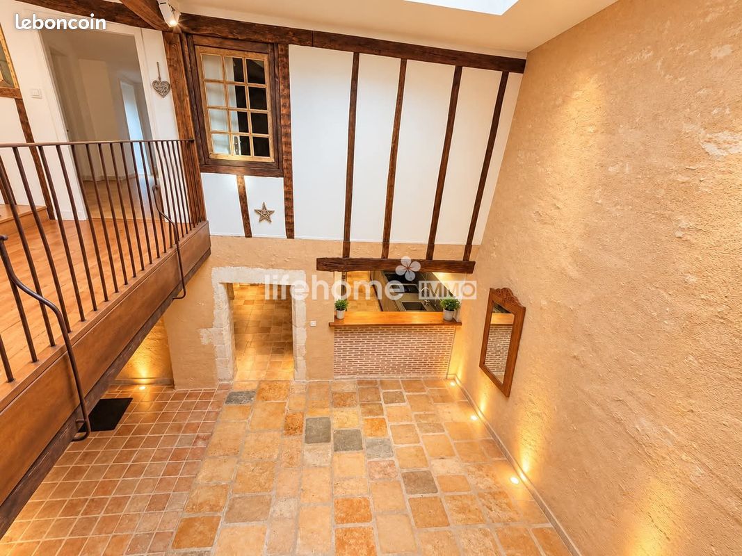 Maison 6 pièces 188 m² · à Châteauroux · 188 m² · 230 000 €