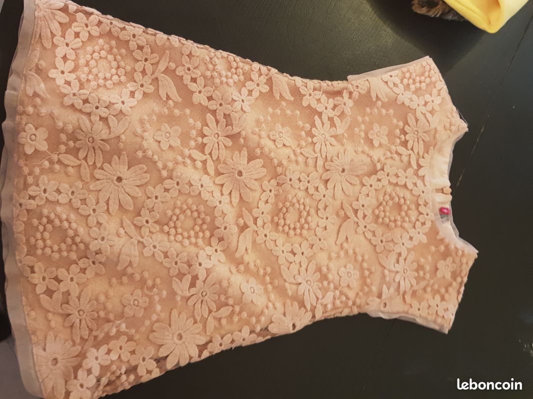Robe rose (image 1)