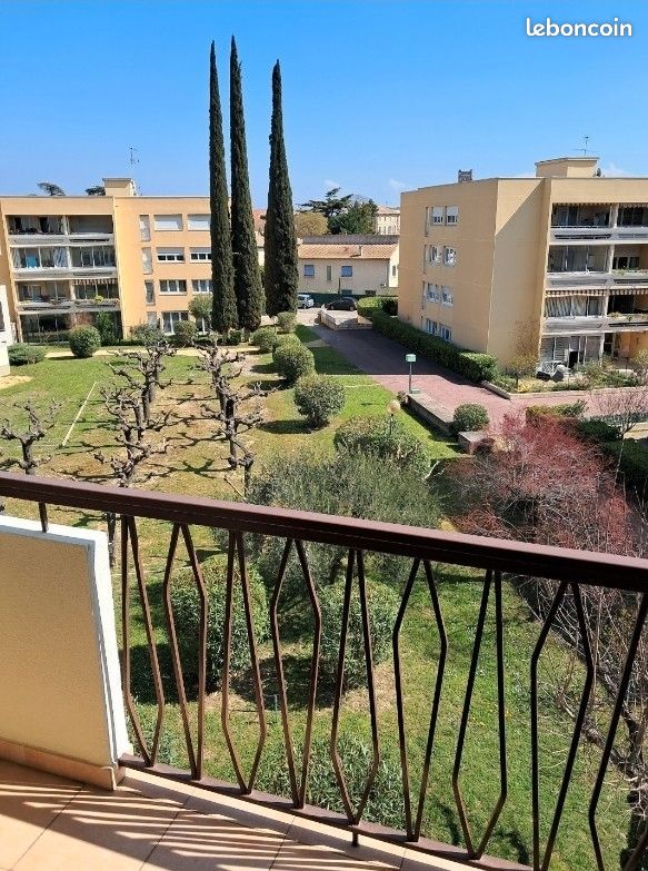 Appartement 3 pièces 50 m² · à Pont-Saint-Esprit · 50 m² · 103 000 €