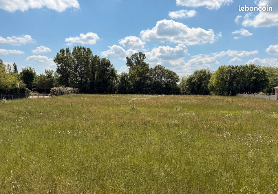 Terrain 600 m² Revel · 45 000 €