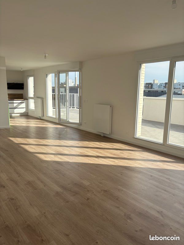 Appartement 3 pièces 77 m² · à Le Havre · 77 m² · 1 010 €