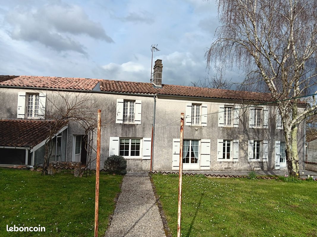 Maison 6 pièces 140 m² · à Geay · 140 m² · 190 000 €