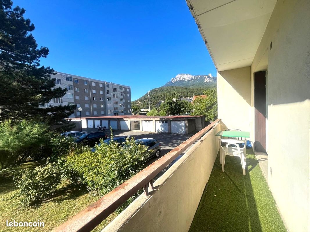Appartement 2 pièces 28 m² · à Fontaine · 28 m² · 63 000 €