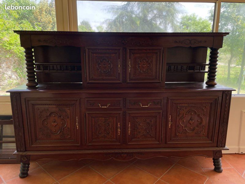 Buffet vaisselier ancien en bois massif style rustique (image 1)