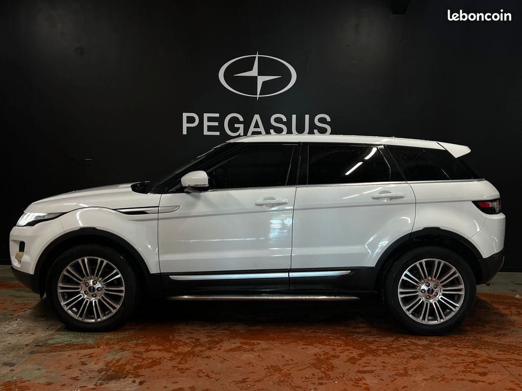 Range Rover Evoque 2.2 SD4 Dynamic BVA (image 2)