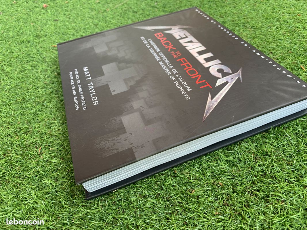 Livre relié Metallica - Back to the Front - 30e anniv Master of Puppets (image 7)