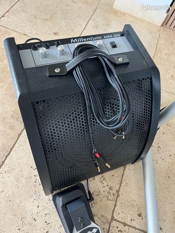 Kit batterie électronique avec ampli et tabouret (image 3)