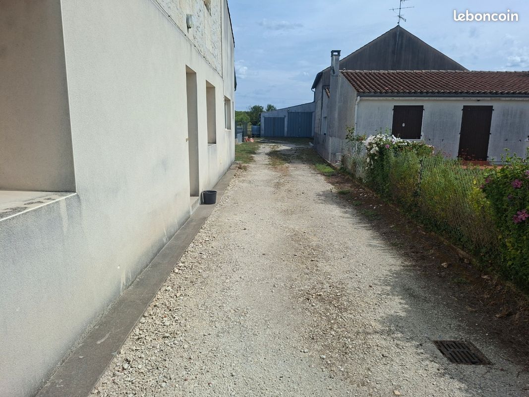 Maison 4 pièces 130 m² · à Lorignac · 130 m² · 137 000 €