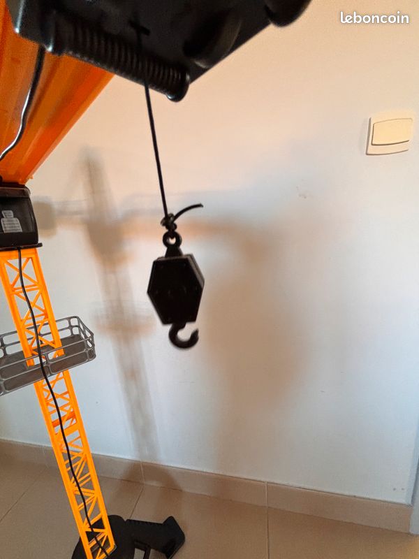 Grue jouet motorisé avec télécommande pour enfant (image 7)