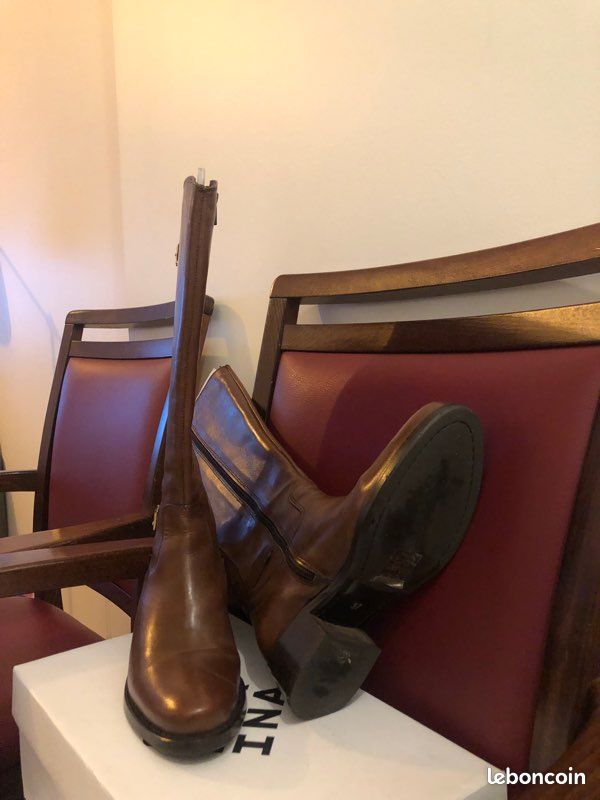 Bottes à Revers En Cuir Grainé San Marina - Taille 38 - Noir - Très Bon état