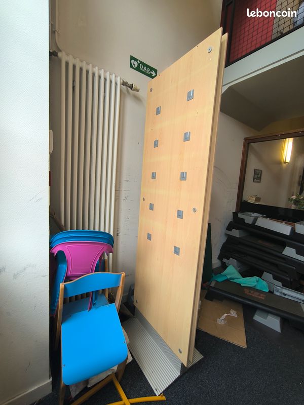 Présentoir d'affichage double face sur pied (image 3)