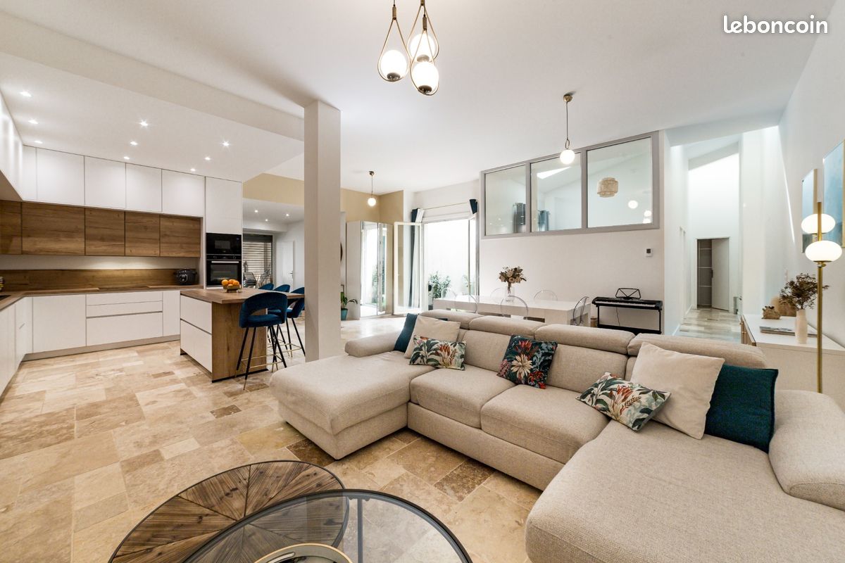 Maison 4 pièces 120 m² · à Lyon · 120 m² · 579 000 €