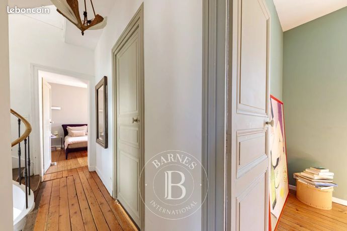 Maison 7 pièces 144 m² — 7