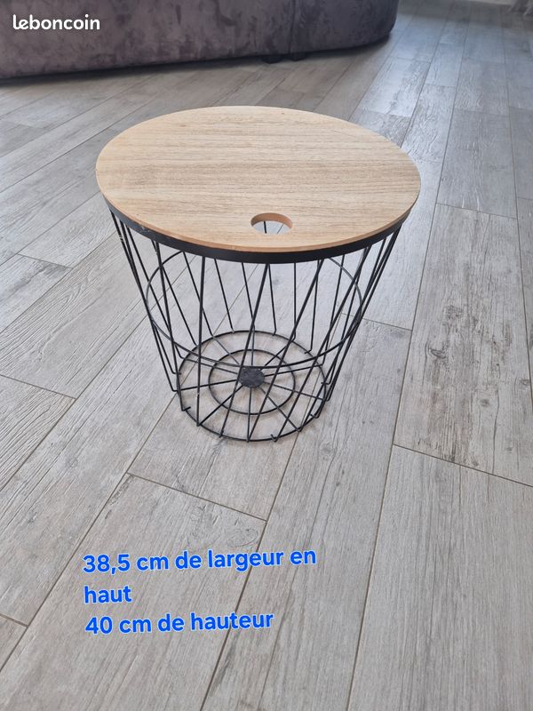 Pouf métallique (image 1)