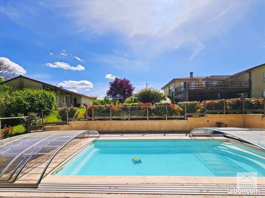 Maison 8 pièces 225 m² · à Lisle · 225 m² · 378 000 €