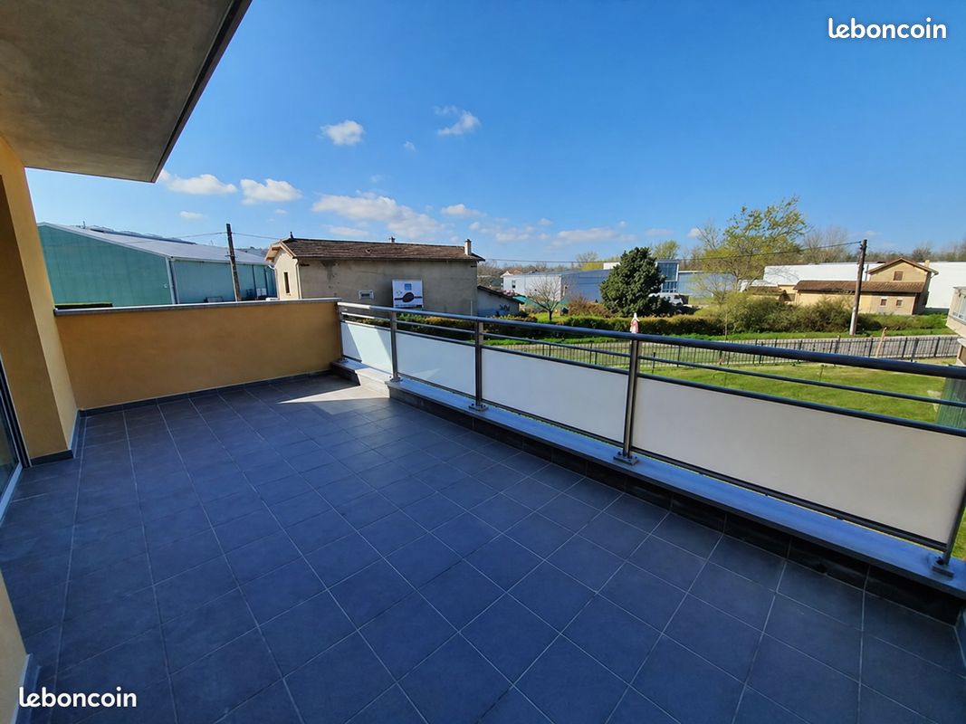 Appartement 3 pièces 69 m² · à Bourgoin-Jallieu · 69,3 m² · 181 000 €