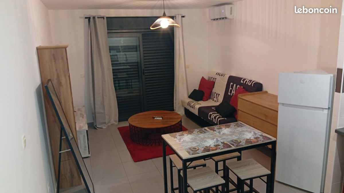 Appartement 1 pièce 28 m² · à Saint-Denis · 28 m² · 800 €