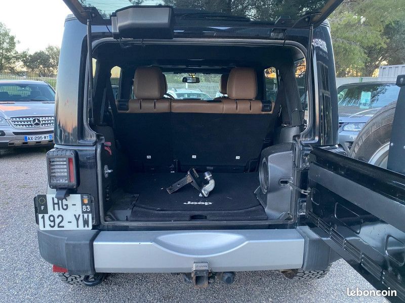 Jeep WRANGLER UNLIMITED 3.6 V6 284CH SAHARA BVA (image 12)