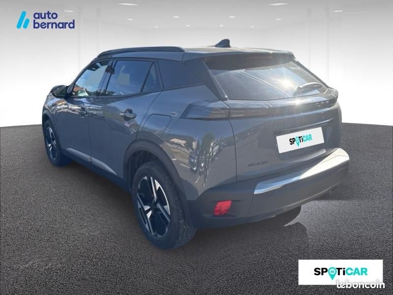 Peugeot 2008 1.2 PureTech 100ch S&S Allure (image 7)
