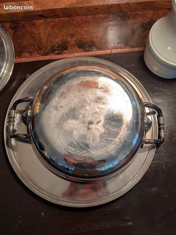 Soupière Christofle en métal argenté – avec plateau – vintage - Arts de la table
