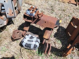 Relevage avant new holland t6010 (image 2)