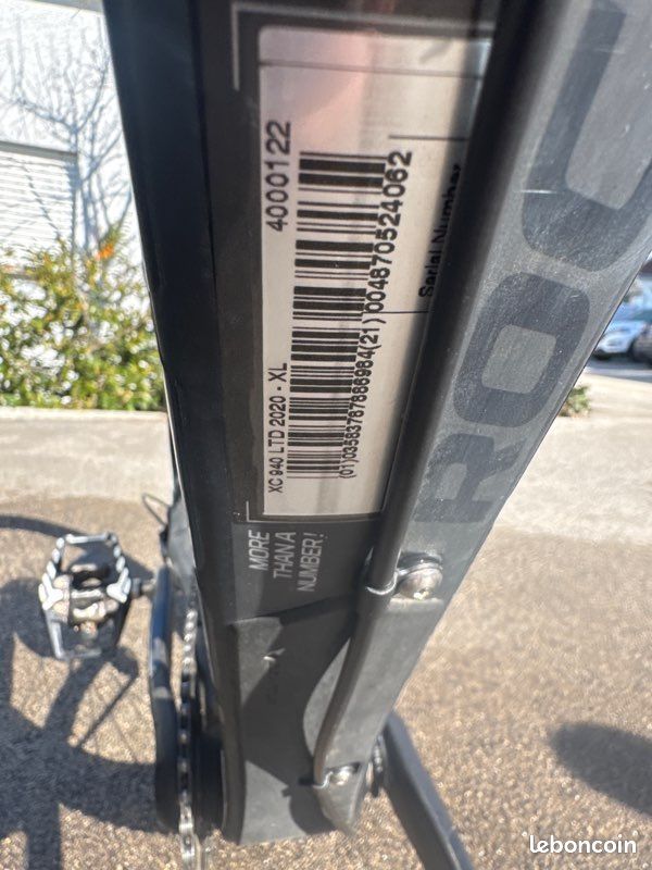 VTT semi-rigide carbone (image 3)