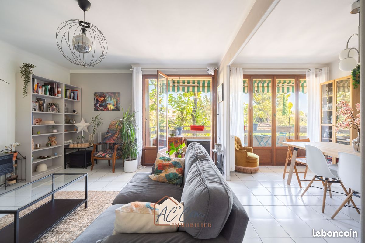 Appartement 4 pièces 77 m² · à Marseille · 77 m² · 275 000 €