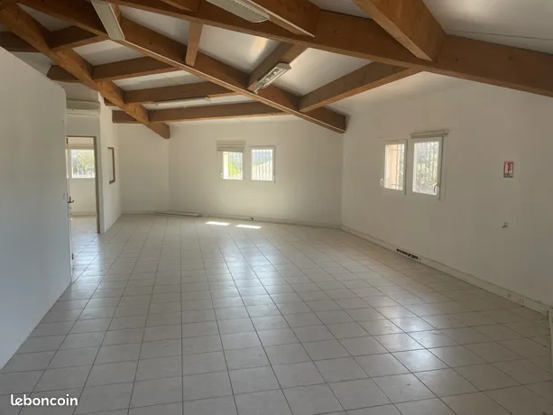 Annonce location Bureau lambesc