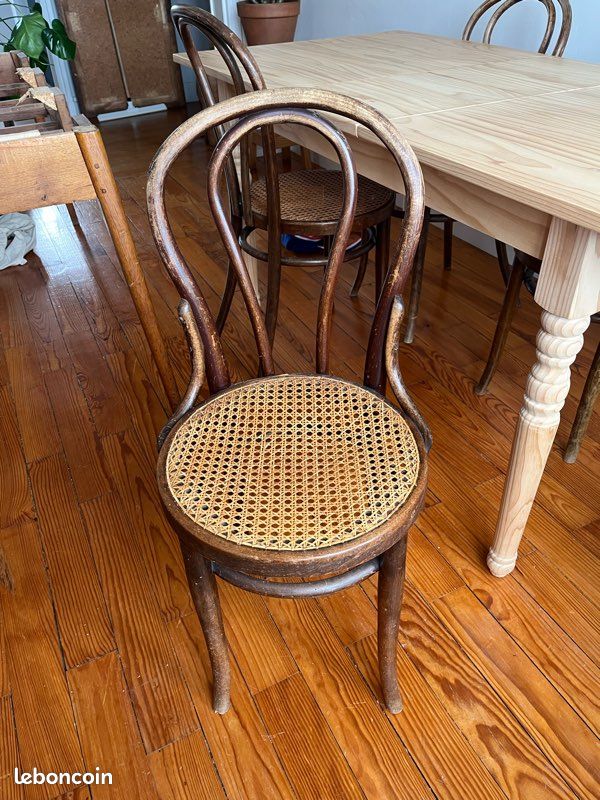 Chaises bistro vintage en cannage (prix unitaire) (image 4)