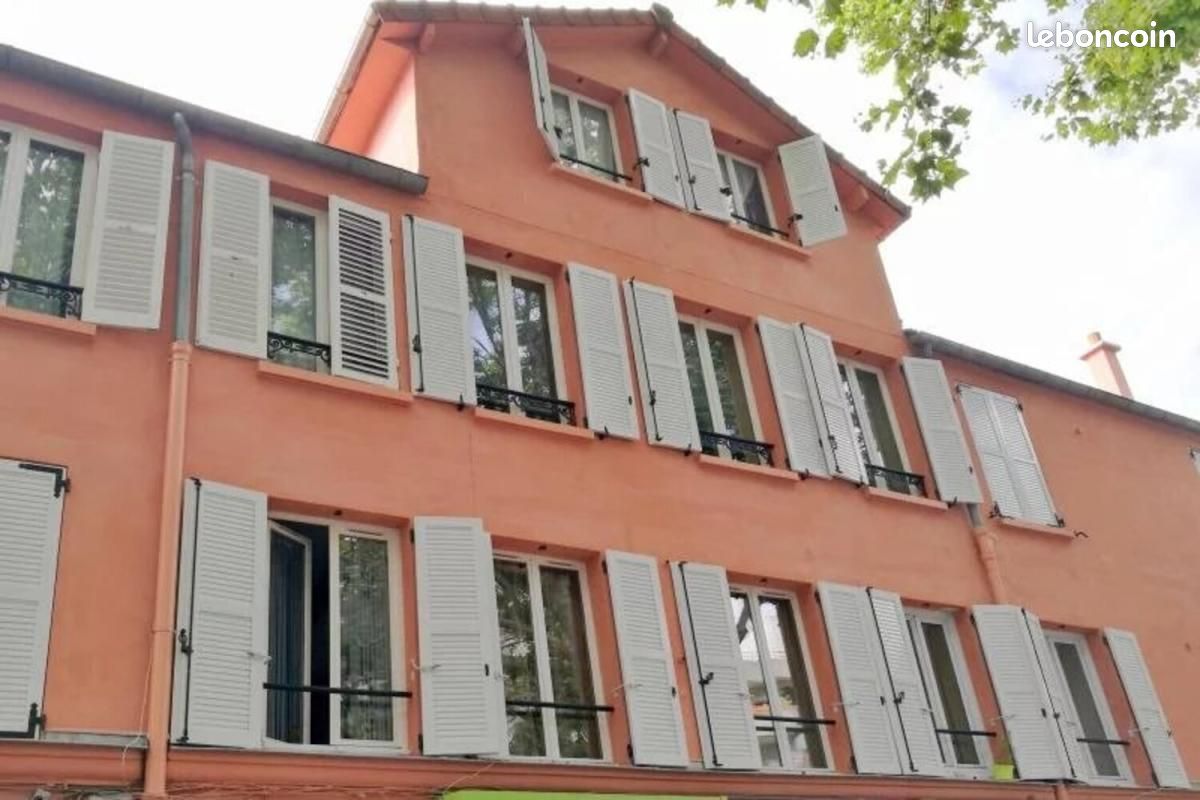 Appartement 2 pièces 27 m² · à Chaville · 27 m² · 816 €/mois