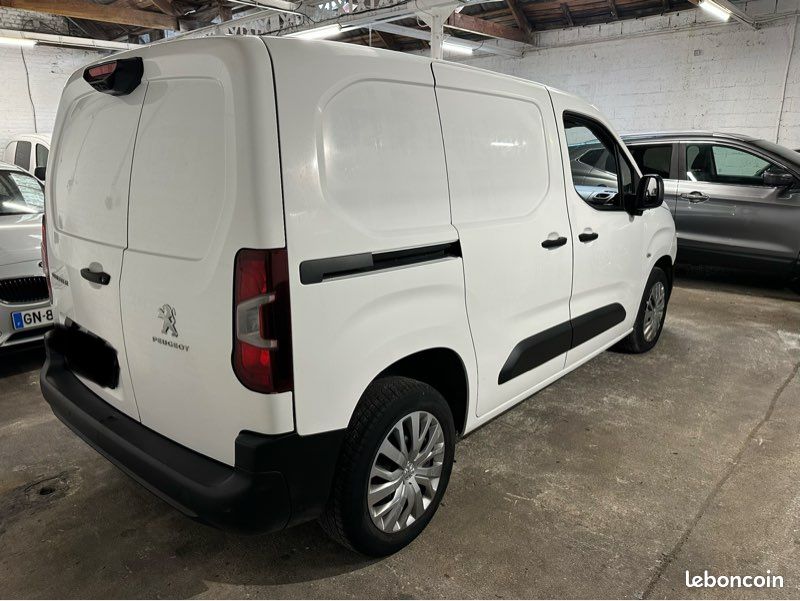 Peugeot Partner 1.5 BlueHDi 130ch BVA – 2021 – Garantie 12 mois (image 9)