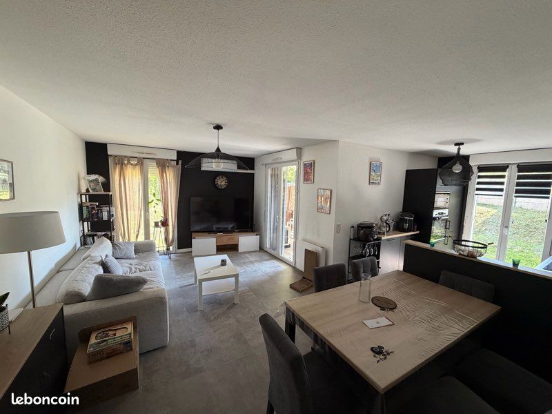Appartement 3 pièces 61 m² · à Larche · 61 m² · 830 €/mois