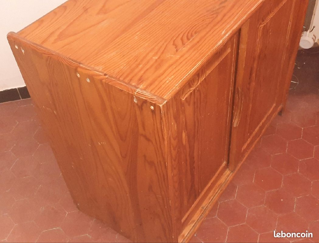 Meuble en bois (image 2)