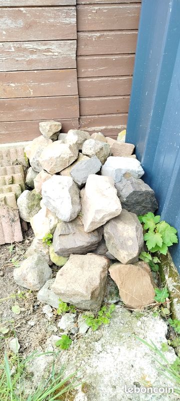 Lot de pavés (image 1)