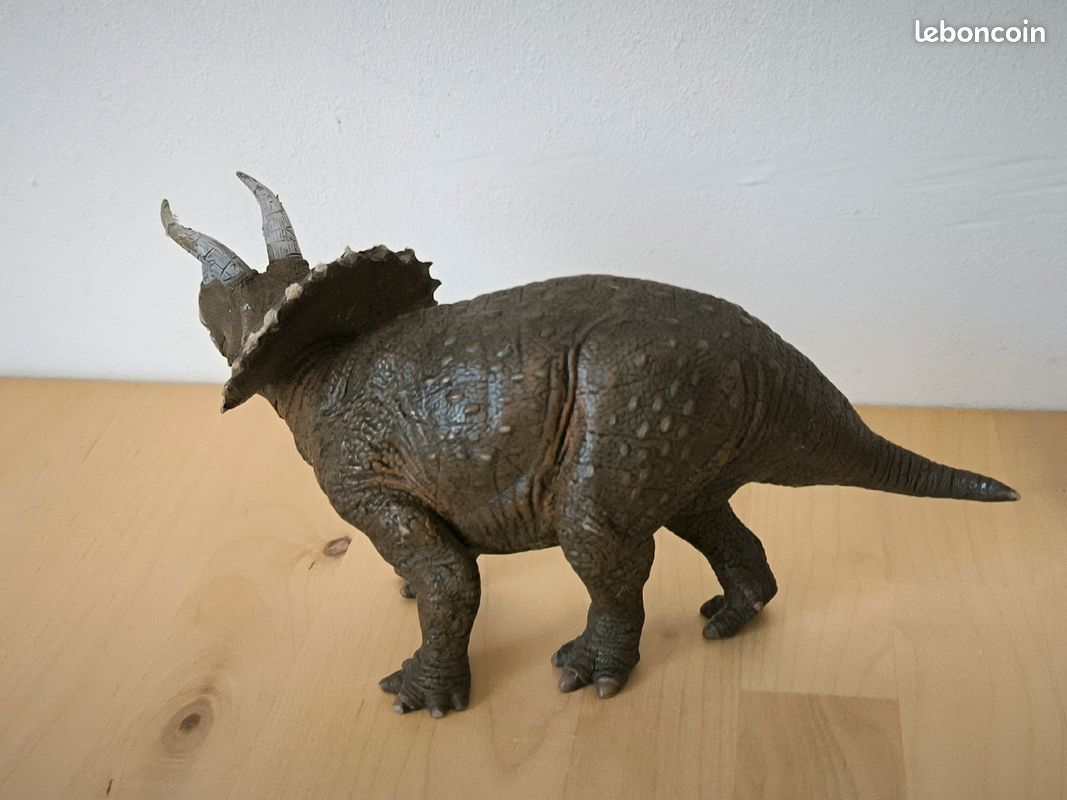Tricératops Papo - Dinosaures figurines animaux (image 4)