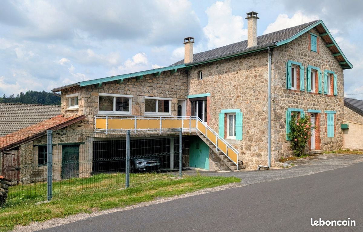 Maison 5 pièces 135 m² · à Le Mas-de-Tence · 135 m² · 159 000 €