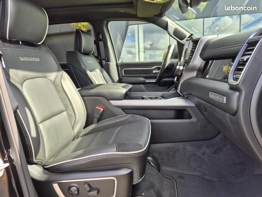 Dodge ram 1500 crew laramie sport night edition (image 18)