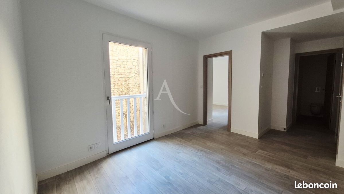 Appartement 2 pièces 35 m² · à Saint-Jean-d'Angély · 35 m² · 525 €