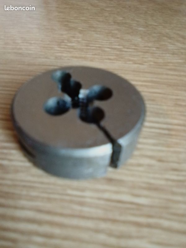 Filière 1/4×20 CARD (image 1)