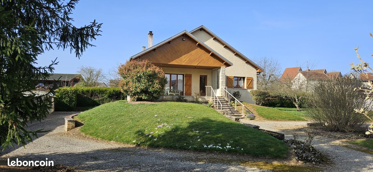 Maison 7 pièces 165 m² · à Veuxhaulles-sur-Aube · 165 m² · 149 000 €