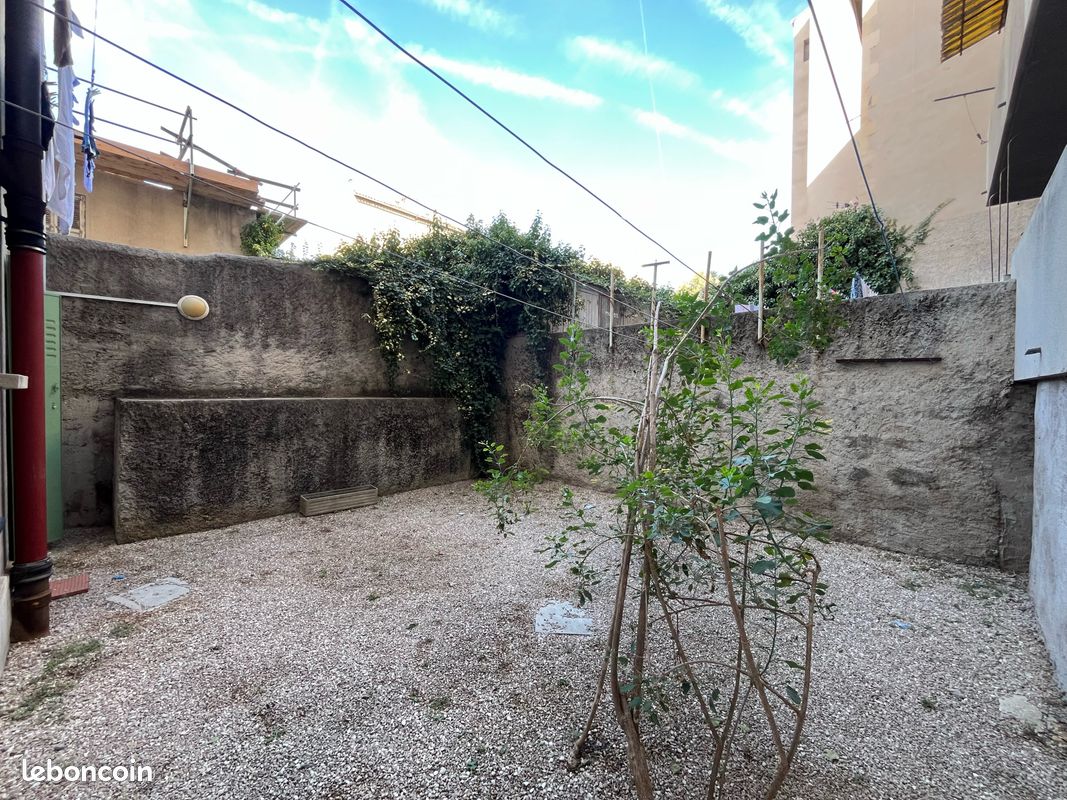 Appartement 4 pièces 67 m² · à Marseille · 67 m² · 1 064 €/mois