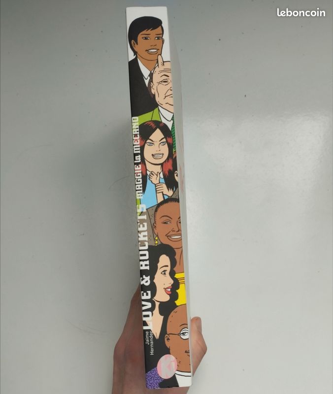 Livre Love & Rockets maggie la mécano édition collector limité à 150 exemplaires en très bon état (image 4)