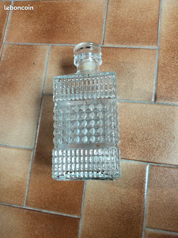 Carafe à whisky (image 1)