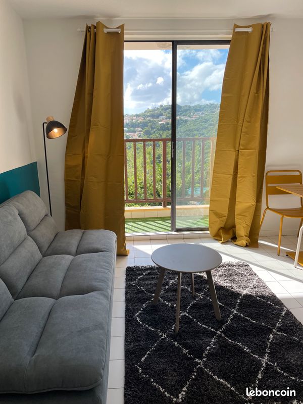 Appartement 1 pièce 18 m² · à Fort-de-France · 18 m² · 565 €/mois
