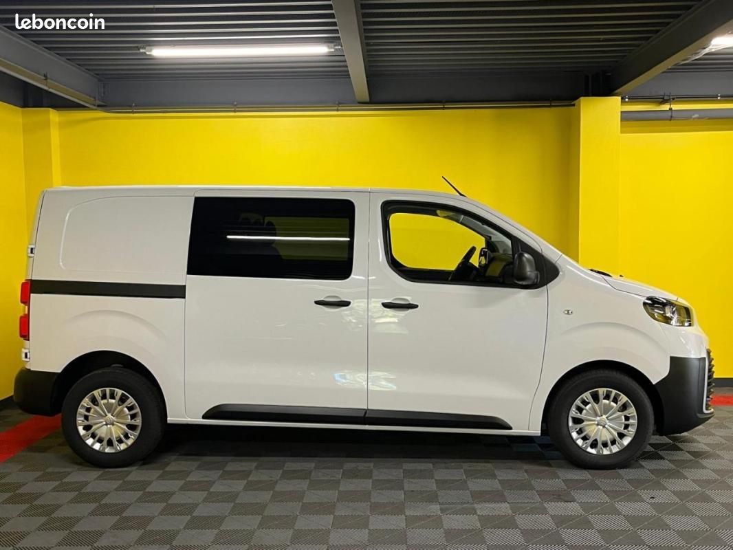 Toyota PROACE 2.2 150 D-4D - BVA Start&Stop Cabine Approfondie Medium Start / 2026 10KM EN STOCK (image 30)