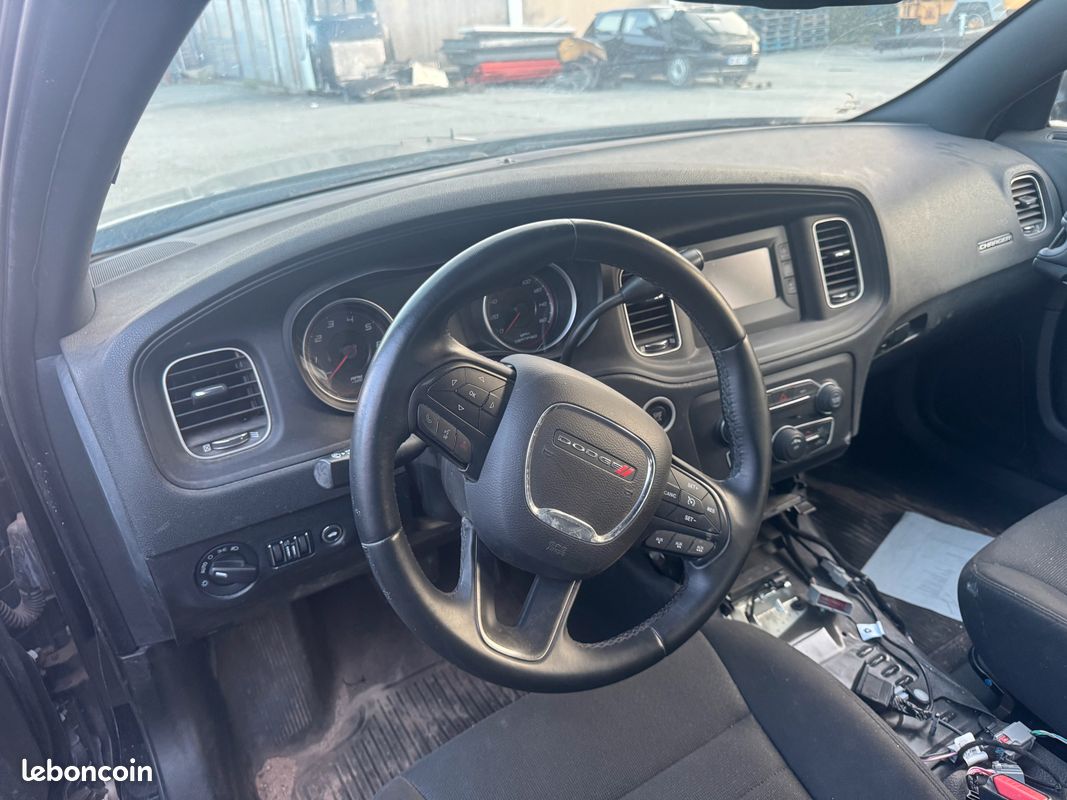 Dodge charger Police V8 5,7L AWD (image 4)
